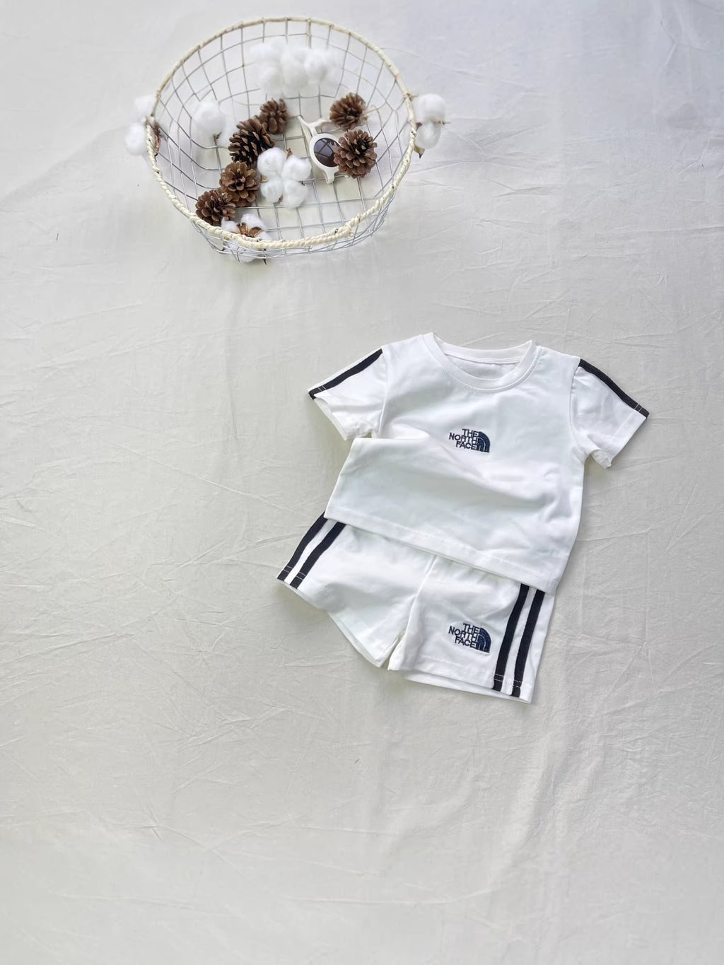 Women's & Men's Summer Short-sleeved Shorts T-shirt Sports Two-piece Set Pure Color Children's Suit